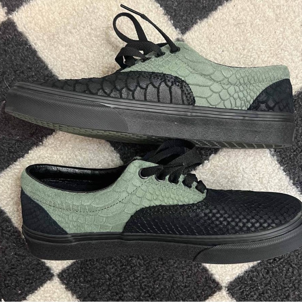 Vans Harry Potter Collab - Picture 2 of 4